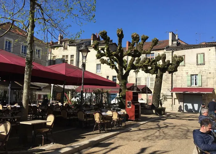 Corps Et Graphi Appartement Périgueux
