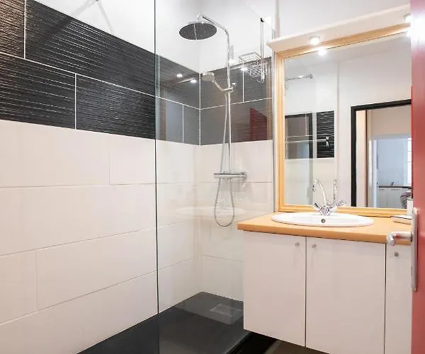 Corps Et Graphi Appartement